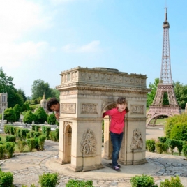 Une journée découverte : Le château de Breteuil et France Miniature