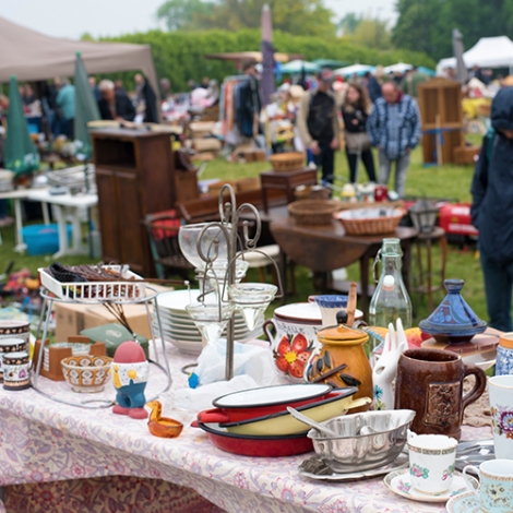 Vide Grenier - Slvie LH - 2025