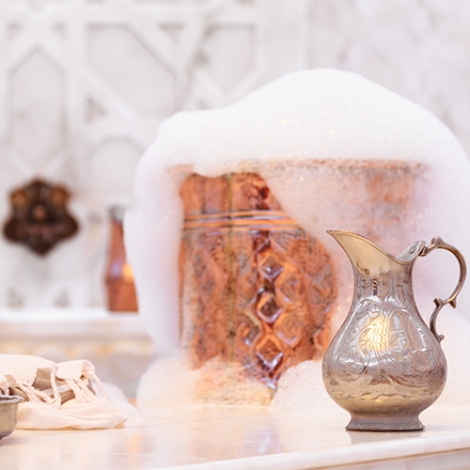 Un moment de détente oriental au bord de la Seine